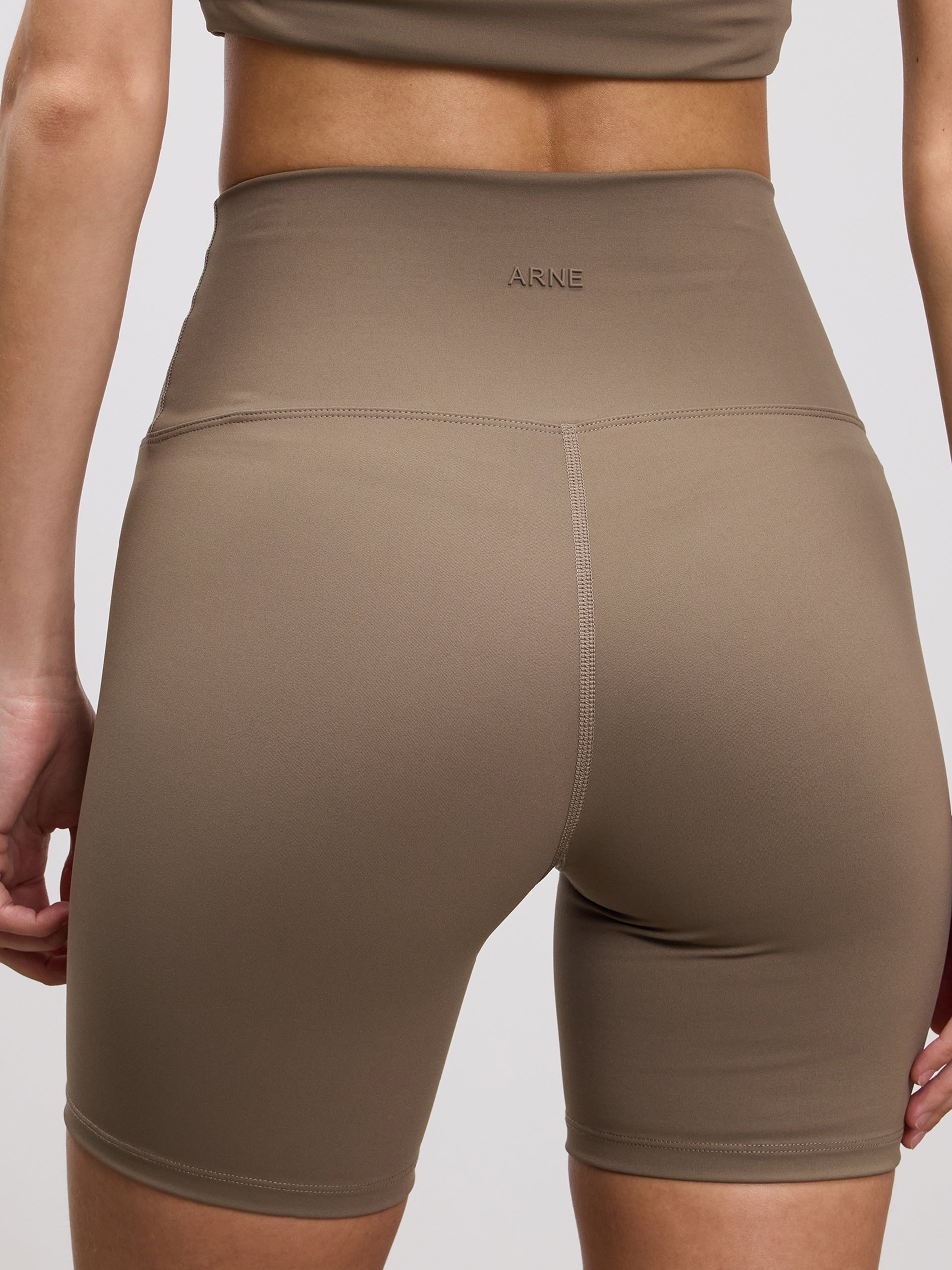 Womens Active Short in Taupe
